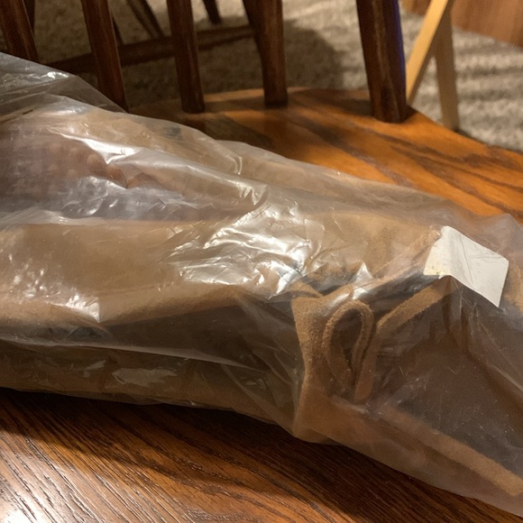 Women’s Minnetonka moccasins - Picture 7 of 7